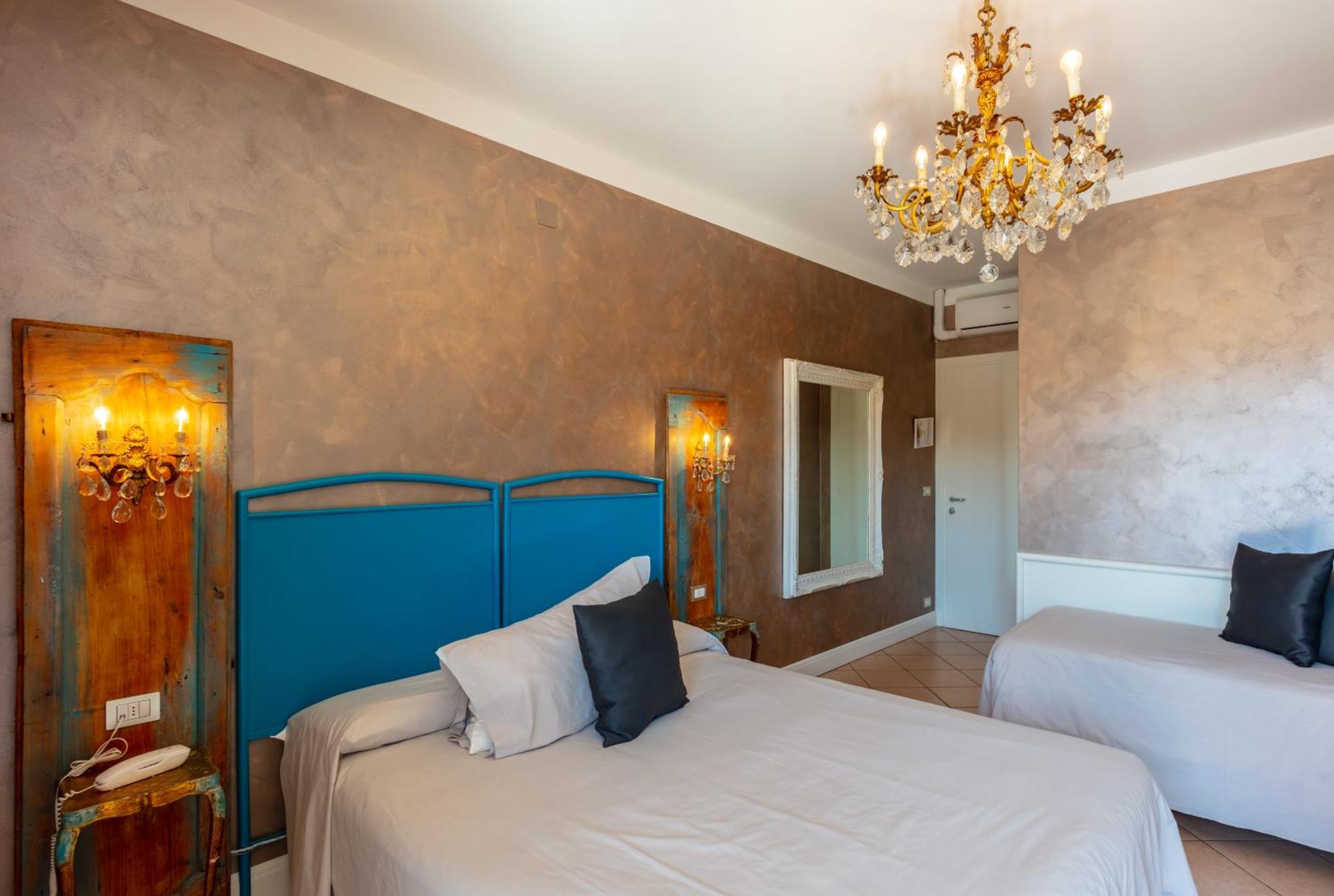 Hotel Maximilian Bardolino Phòng bức ảnh